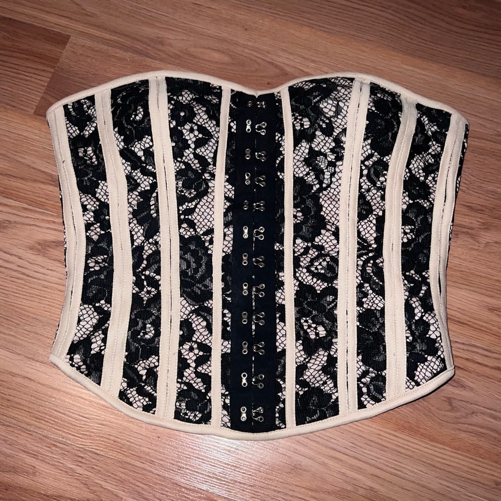 NWT Corset